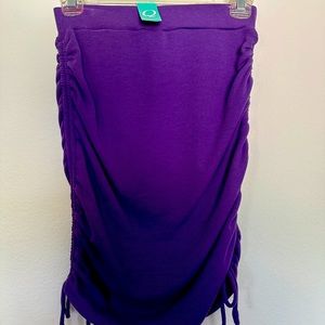 Purple fitted skirt